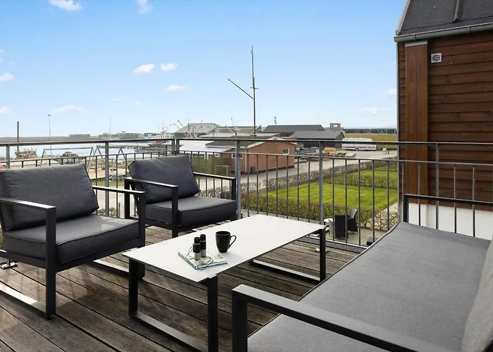 Lf10214-thyholm-havnefronten-14 * Thyholm